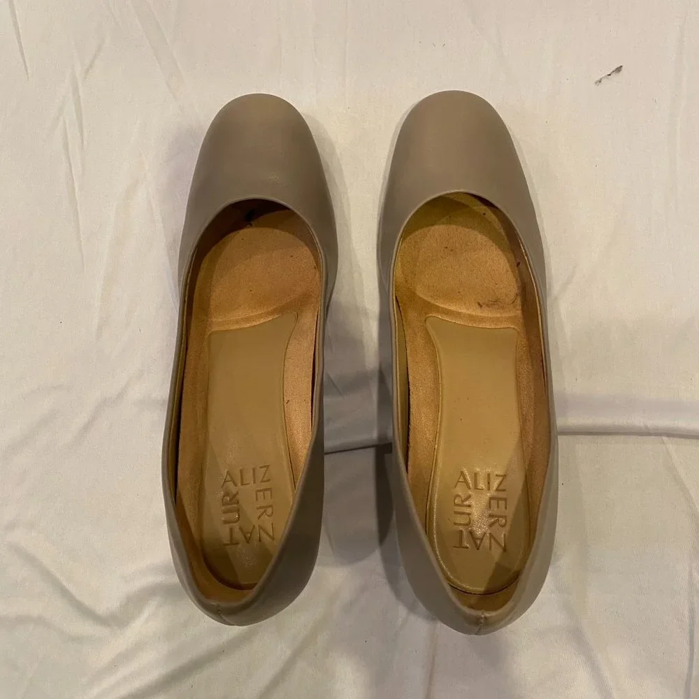 Elegant Taupe Block Heel Pumps - Picture 6 of 8